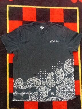 Hollister Shirt (XL)